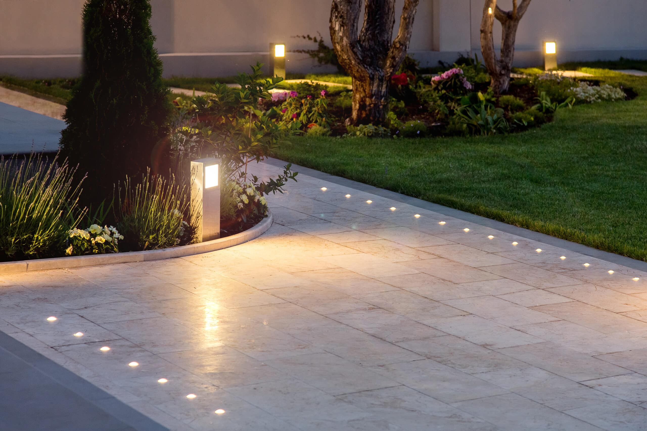 How Landscape Lighting Can Enhance Your Outdoor Living Experience